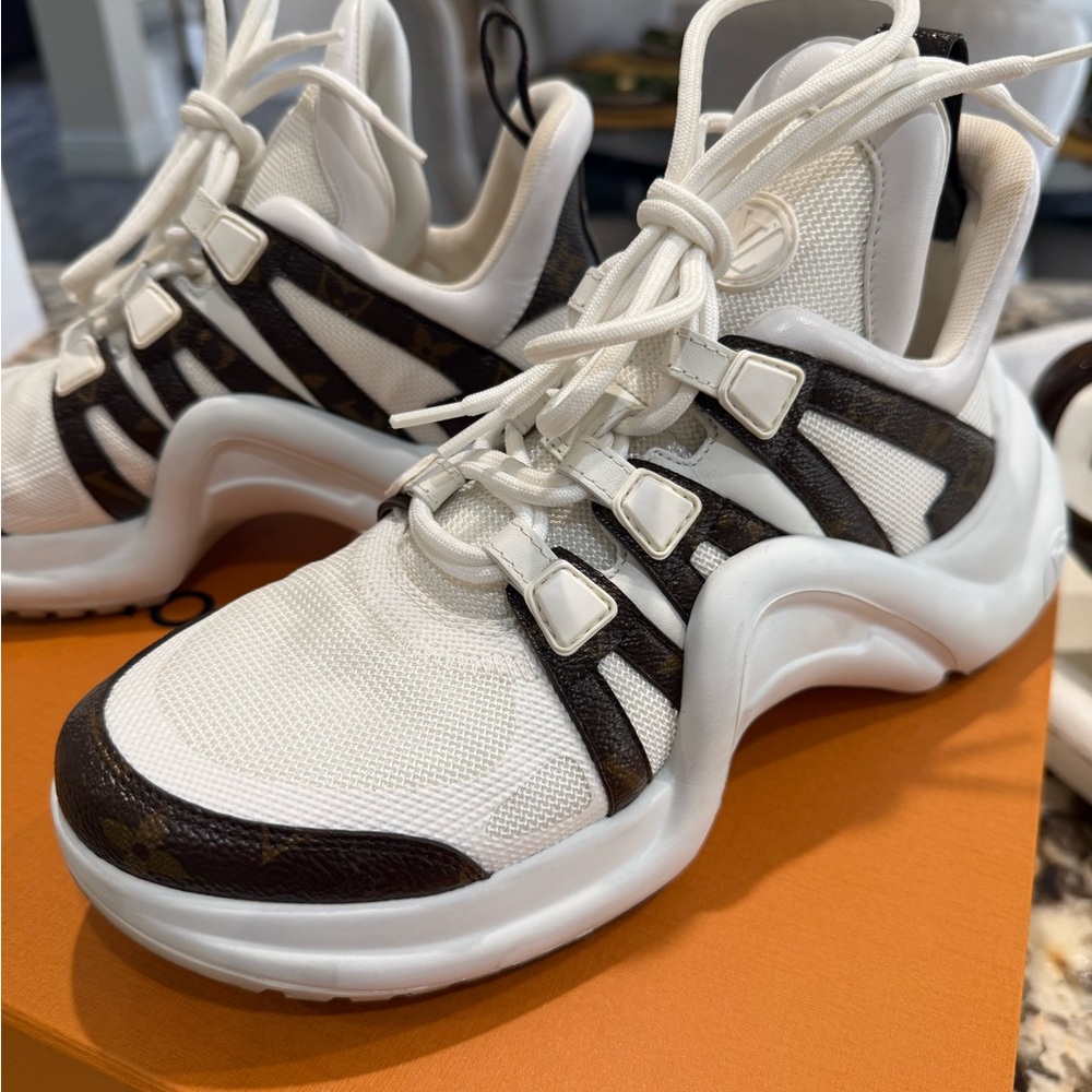 Louis Vuitton Cream Leather Sneakers